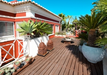 Estombar Villa
